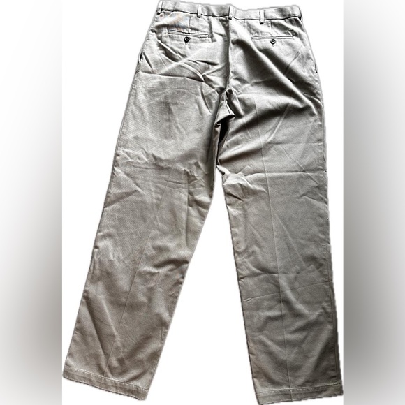 Haggar pants size 46 x 35 - Picture 2 of 2